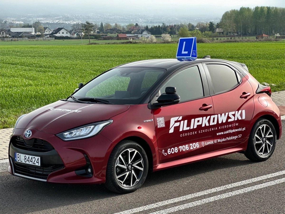 Toyota Yaris - samochód do kategorii B - OSK Filipkowski