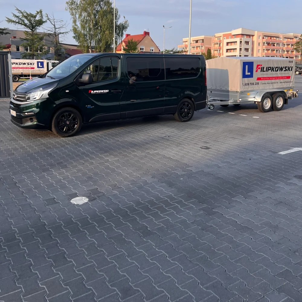b+E2 b+E2